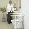 Barre d’appui relevable Optimal avec Béquille (unité) – Image 2